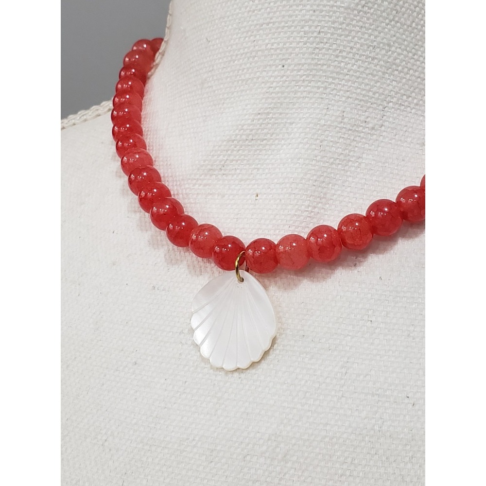MAYAMAR FAUX RED CORAL NECKLACE MOTHER OF PEARL SHELL MERMAID COASTAL SURFER Y2K